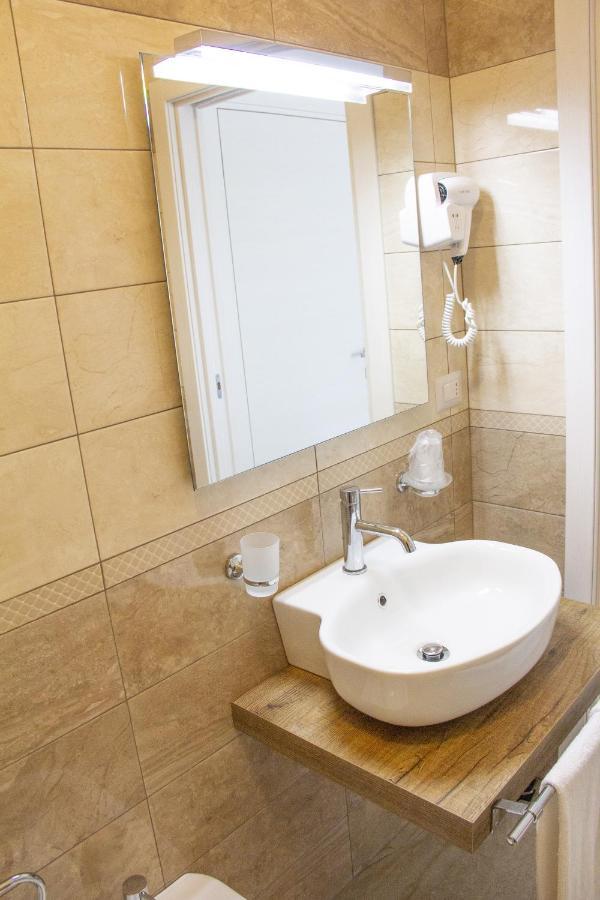 B&B Imperial Exclusive Rooms & Breakfast Porto Cesareo Exterior foto
